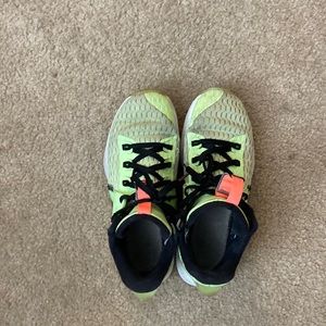 size 8.5 used LeBron basketball shoes